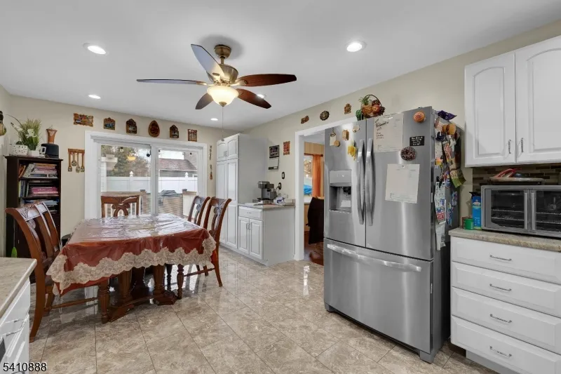 30 General Ln Willingboro, NJ 08046