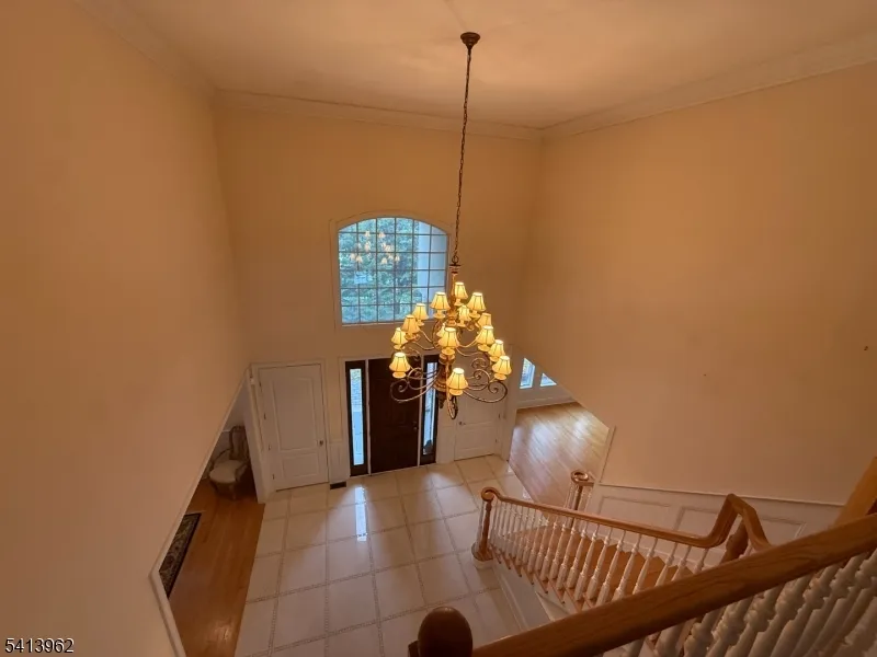 6 Trout Brook Ct Chester, NJ 07930