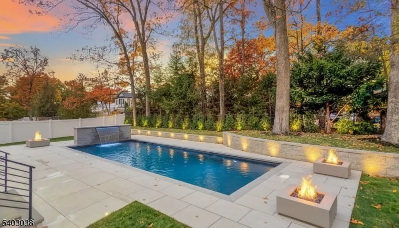 801 Godwin Rd Paramus, NJ 07652