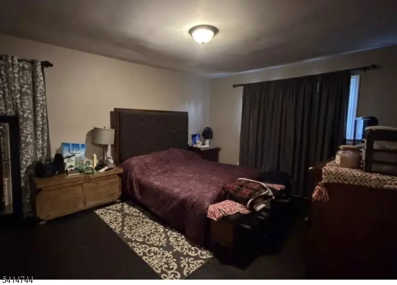 12 Drapkin Ave Linden City, NJ 07036