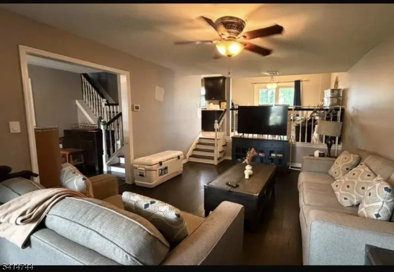 12 Drapkin Ave Linden City, NJ 07036