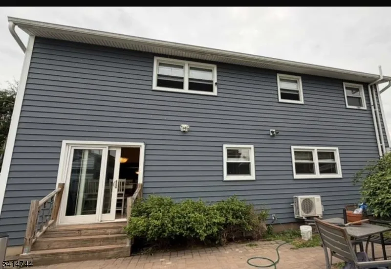 12 Drapkin Ave Linden City, NJ 07036