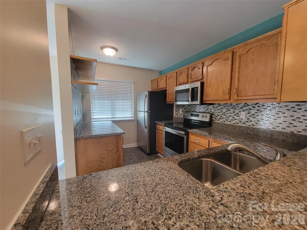 3811 Mosscroft Lane Charlotte, NC 28215