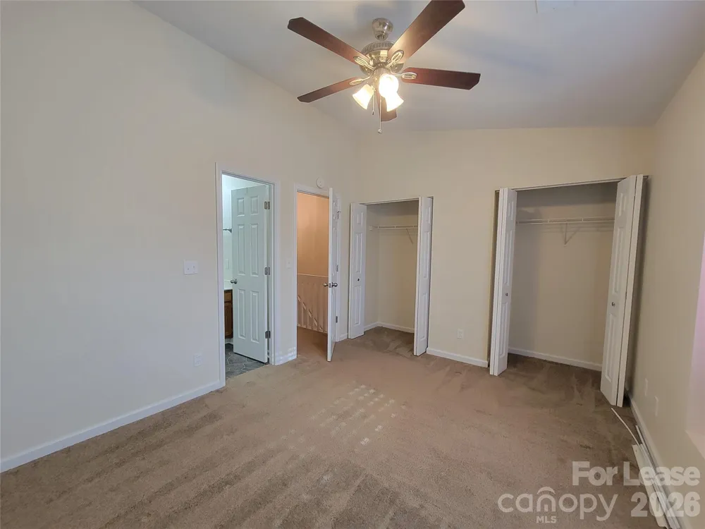 3811 Mosscroft Lane Charlotte, NC 28215