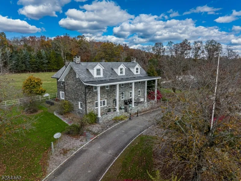 259 COUNTY ROAD 519 Kingwood, NJ 08559
