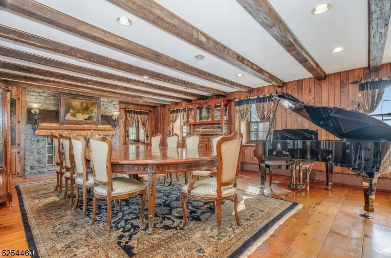 259 COUNTY ROAD 519 Kingwood, NJ 08559
