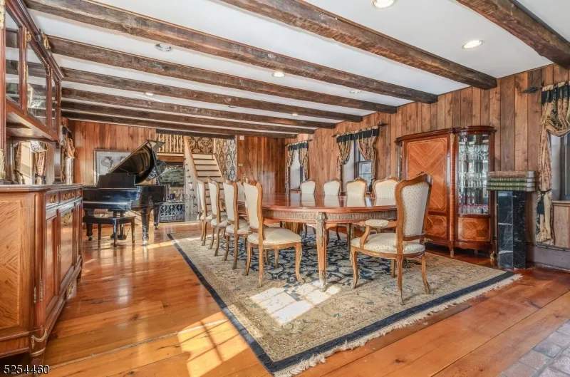 259 COUNTY ROAD 519 Kingwood, NJ 08559