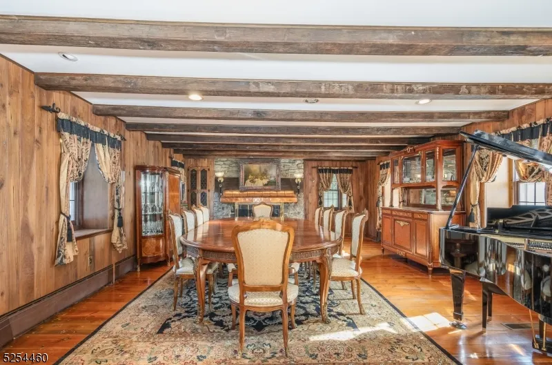 259 COUNTY ROAD 519 Kingwood, NJ 08559