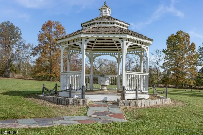 259 COUNTY ROAD 519 Kingwood, NJ 08559