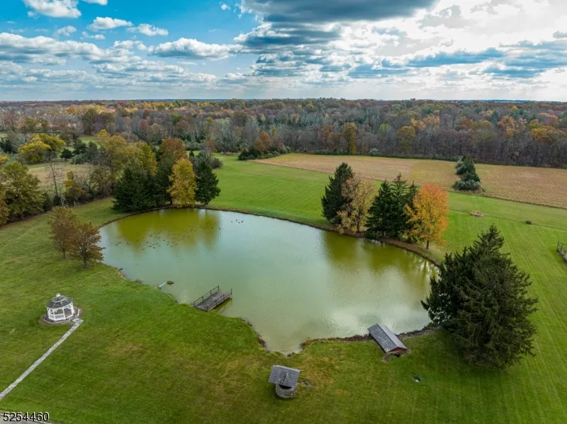 259 COUNTY ROAD 519 Kingwood, NJ 08559