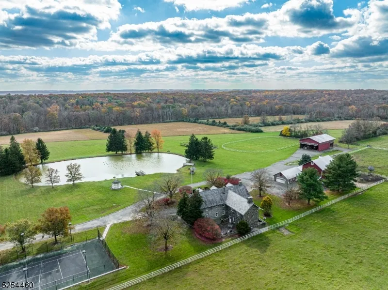 259 COUNTY ROAD 519 Kingwood, NJ 08559