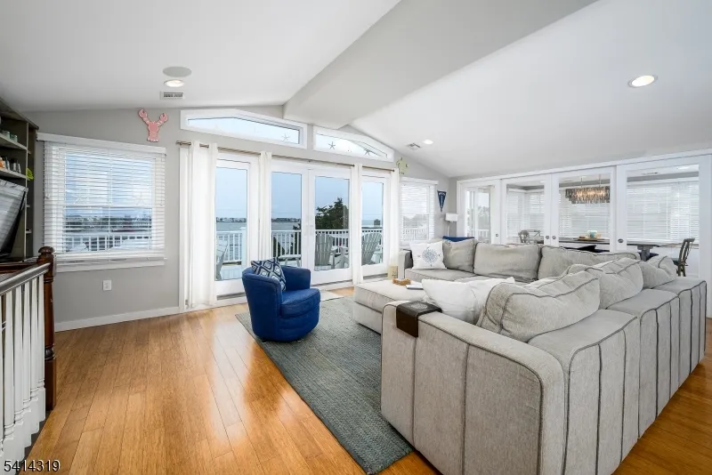 46 W 80th St Harvey Cedars, NJ 08008