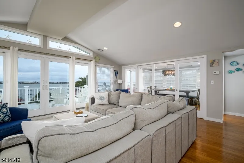 46 W 80th St Harvey Cedars, NJ 08008