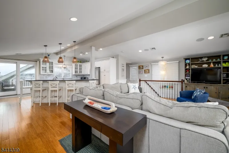 46 W 80th St Harvey Cedars, NJ 08008