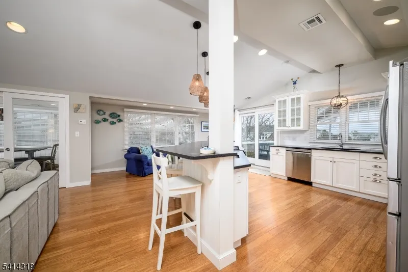 46 W 80th St Harvey Cedars, NJ 08008