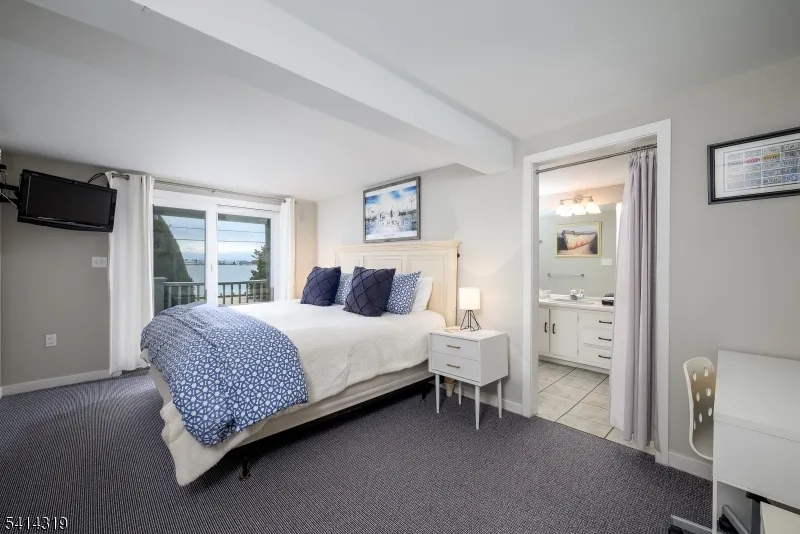 46 W 80th St Harvey Cedars, NJ 08008
