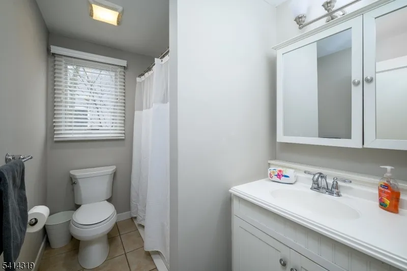 46 W 80th St Harvey Cedars, NJ 08008
