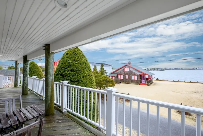 46 W 80th St Harvey Cedars, NJ 08008