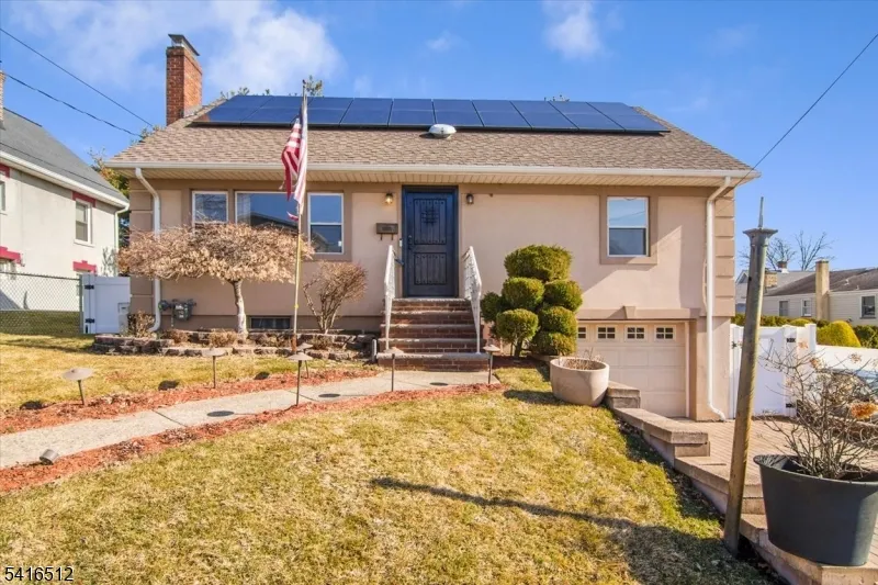 565 Center St Wood-Ridge, NJ 07075