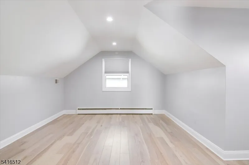 565 Center St Wood-Ridge, NJ 07075