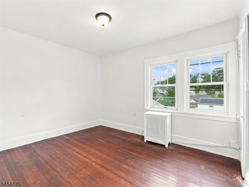 22 Prospect St Bloomfield, NJ 07003