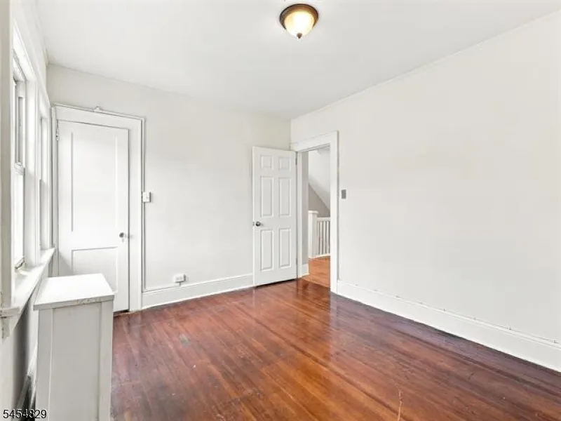 22 Prospect St Bloomfield, NJ 07003
