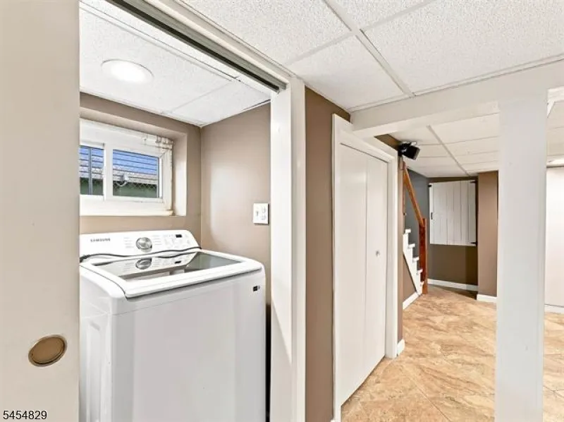 22 Prospect St Bloomfield, NJ 07003