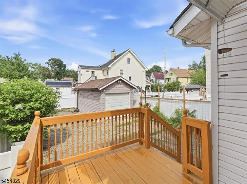 22 Prospect St Bloomfield, NJ 07003