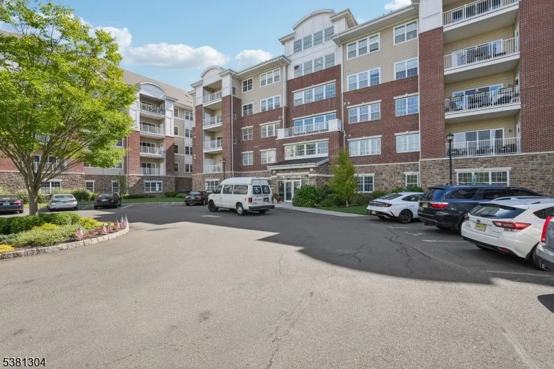 2217 Warrens Way Wanaque, NJ 07465