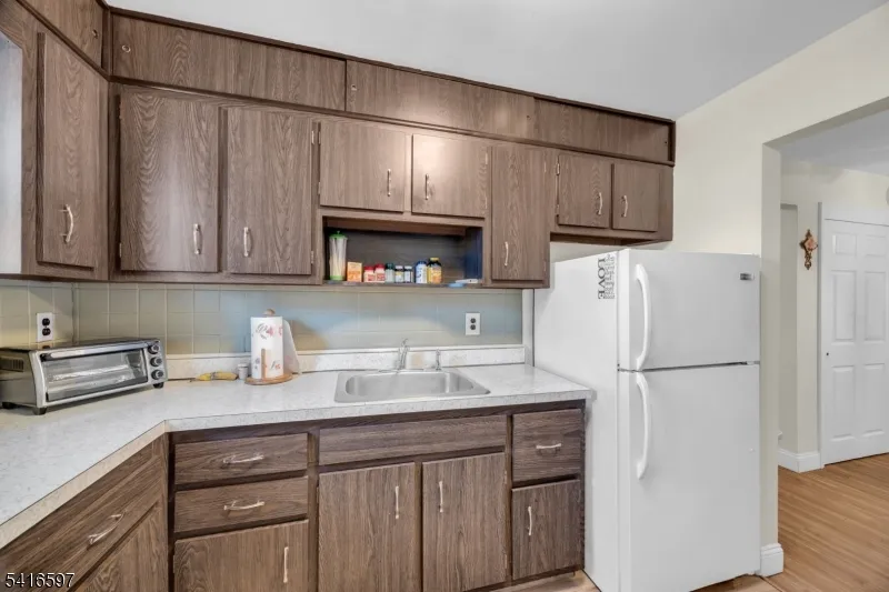 100 Luttgen Pl #A2 Unit A2 Linden City, NJ 07036