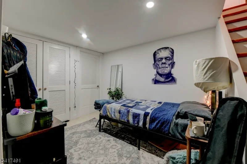 539 Monmouth Ave Linden City, NJ 07036
