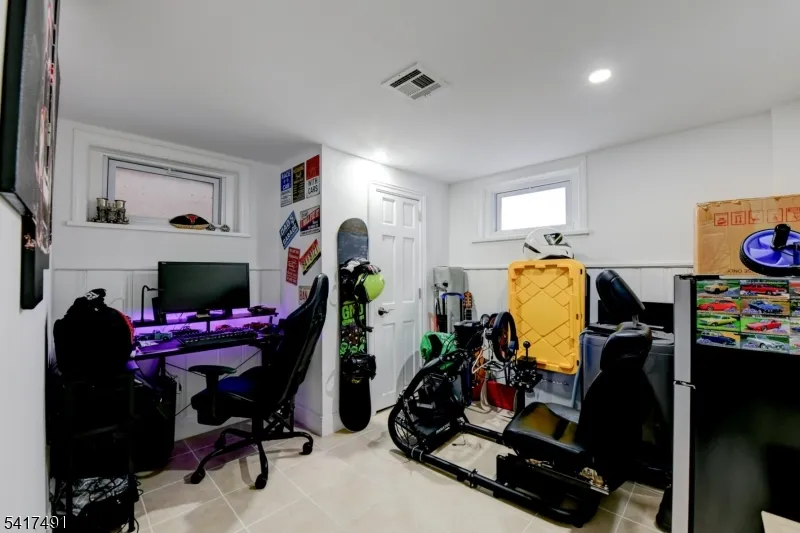 539 Monmouth Ave Linden City, NJ 07036