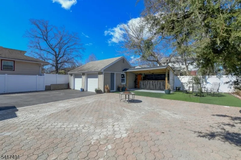 539 Monmouth Ave Linden City, NJ 07036