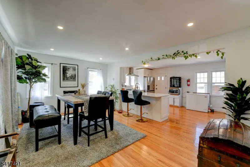 539 Monmouth Ave Linden City, NJ 07036