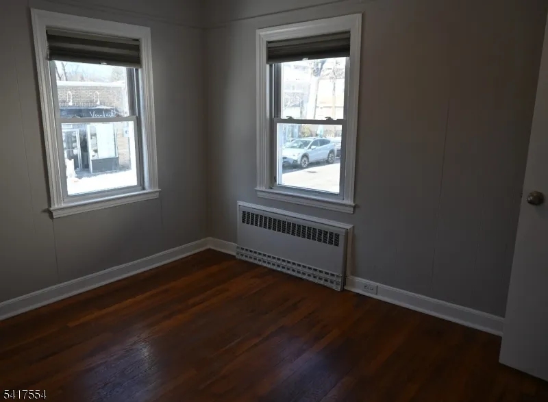 17 Carteret St Bloomfield, NJ 07003