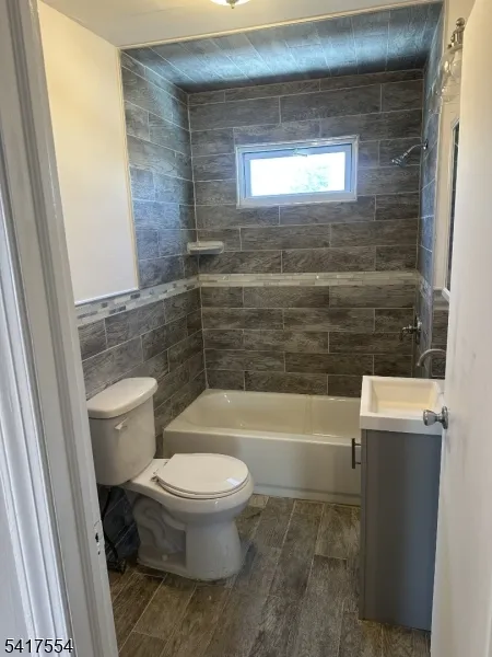 17 Carteret St Bloomfield, NJ 07003