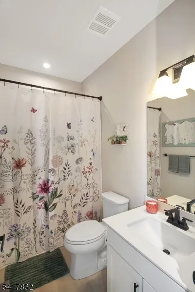 14 Saw Mill Circle Hackettstown Town, NJ 07840