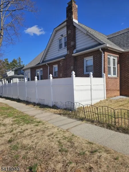 836 Summit St Linden City, NJ 07036