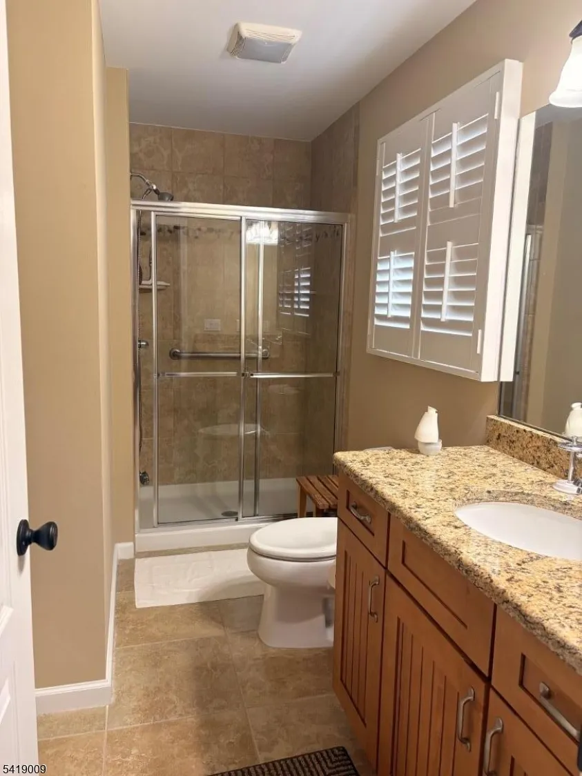 1023 Center St Lacey, NJ 08731