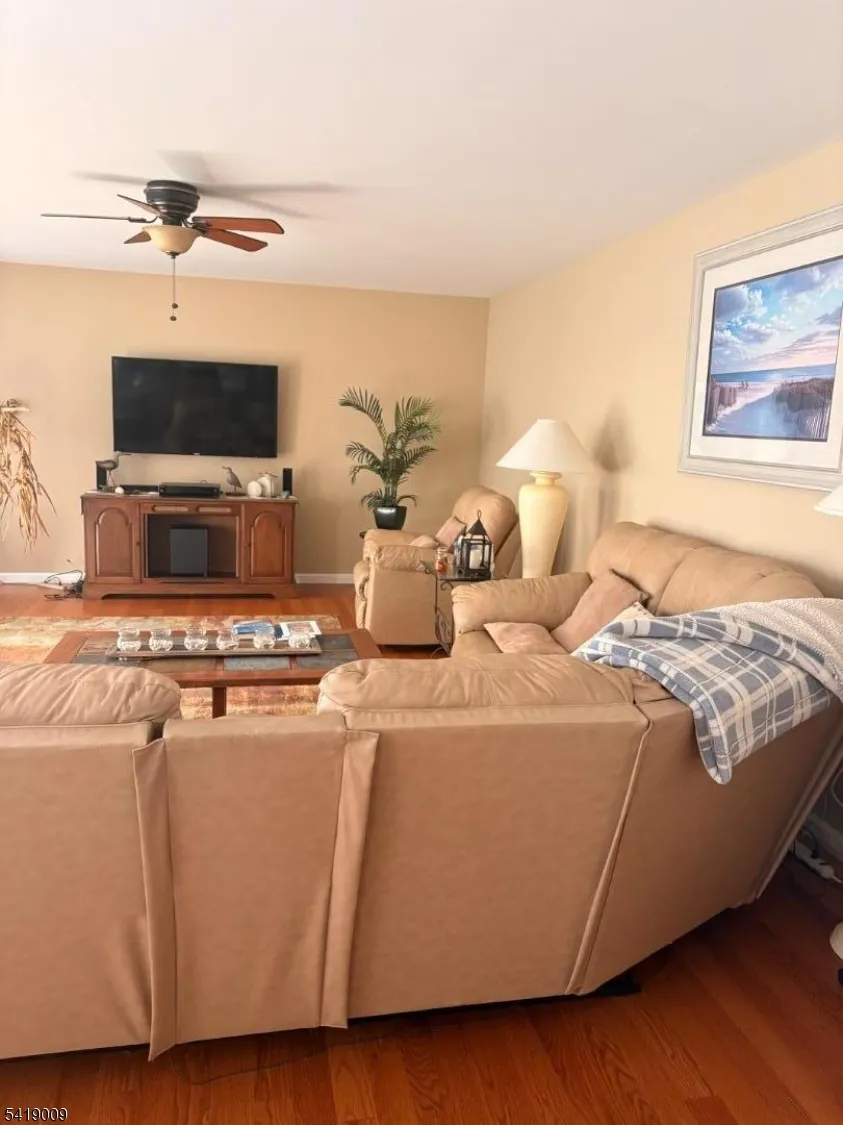 1023 Center St Lacey, NJ 08731