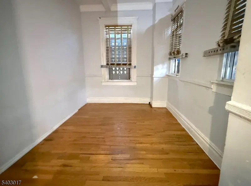 66 Scheerer Ave Newark City, NJ 07112