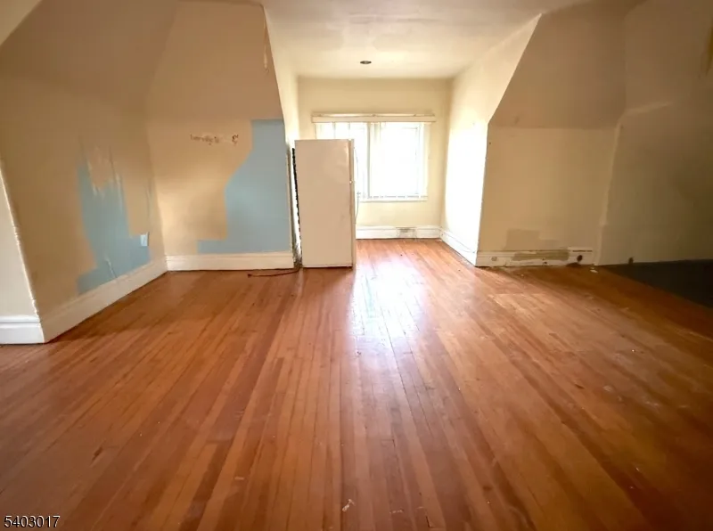 66 Scheerer Ave Newark City, NJ 07112