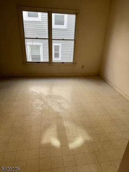 145 SO Arlington #A Unit A East Orange City, NJ 07018