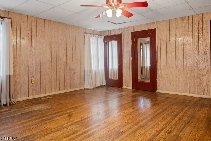 315 Meeker Ave Newark City, NJ 07112