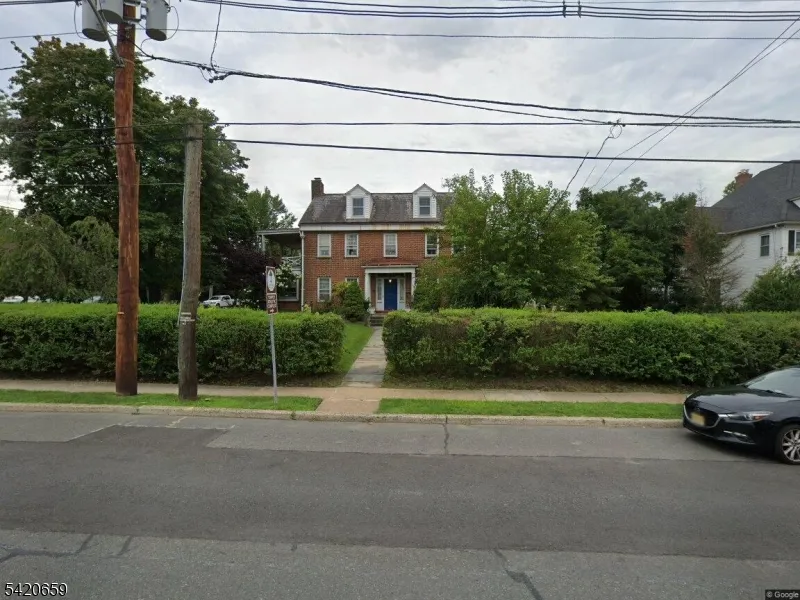 256 E Main St Somerville, NJ 08876