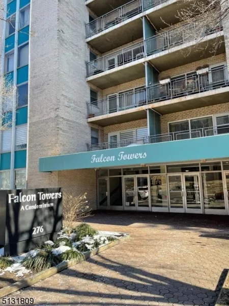 276 Prospect St, Unit 4F #4F Unit 4F