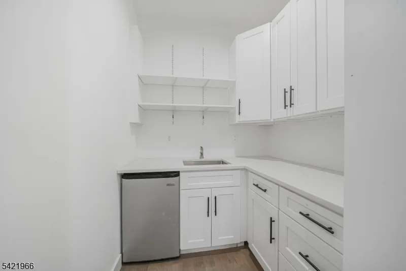 85 Pine Brook Rd Montville, NJ 07082
