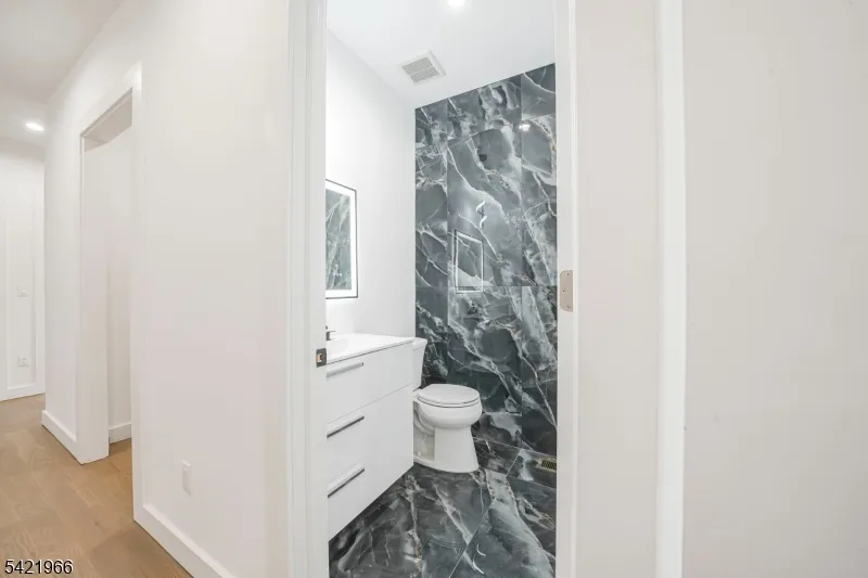 85 Pine Brook Rd Montville, NJ 07082