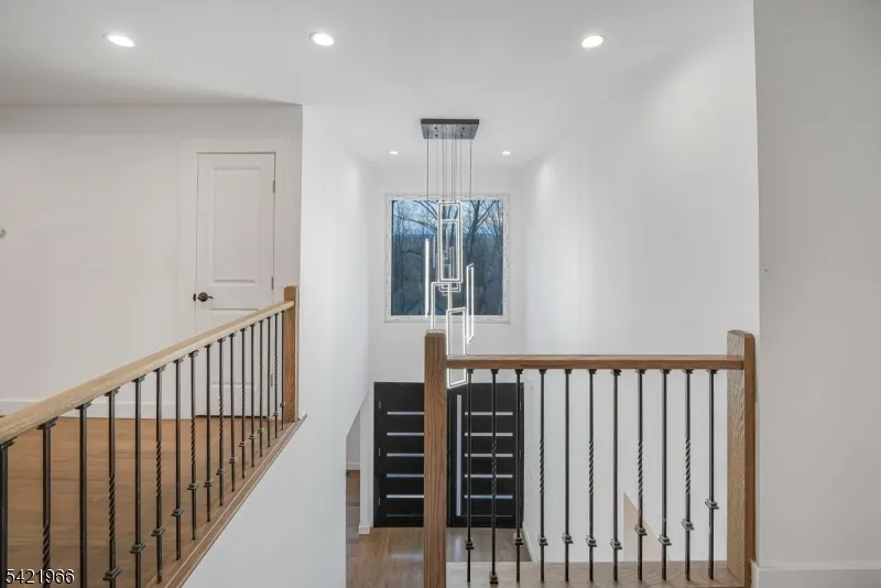 85 Pine Brook Rd Montville, NJ 07082