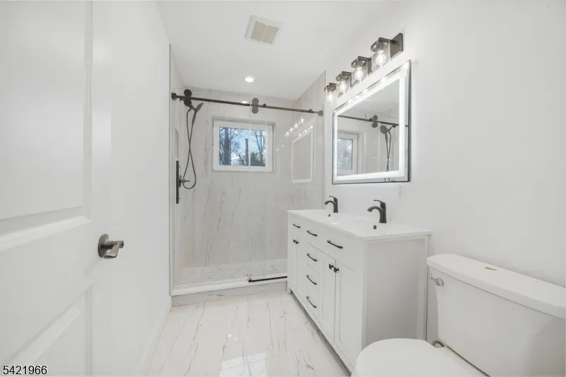85 Pine Brook Rd Montville, NJ 07082